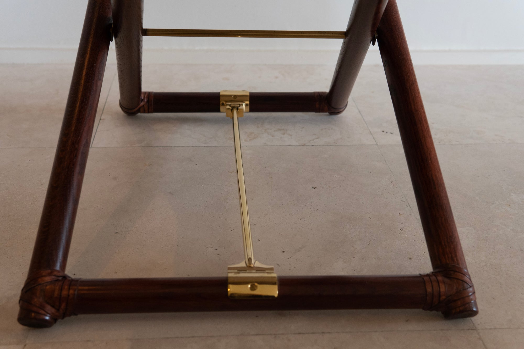 McGuire Director's X-Chair: Cobalto